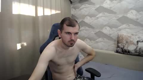 Snapshot of knight_5 chatting on November 3, 2025, 6:25 am Carter. online show from November 3, 2025, 6:25 am