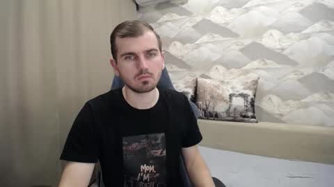 Snapshot of knight_5 chatting on November 18, 2025, 4:50 am Carter. online show from November 18, 2025, 4:50 am