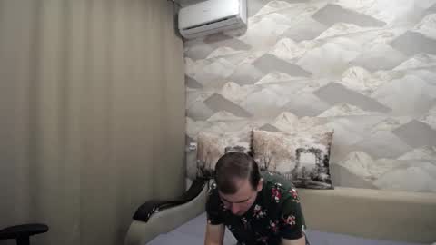 Snapshot of knight_5 chatting on December 5, 2025, 5:16 am Carter. online show from December 5, 2025, 5:16 am