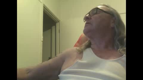 knobout online show from October 26, 2025, 8:20 am