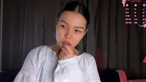 Snapshot of knock_knocks chatting on January 17, 2025, 1:56 pm Sakura Azumi online show from January 17, 2025, 1:56 pm