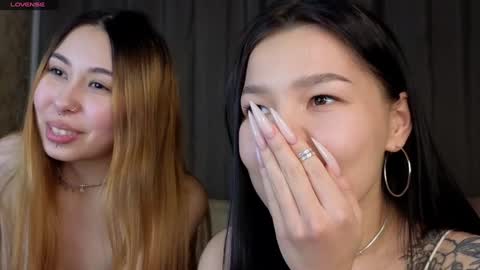 Snapshot of knock_knocks chatting on February 4, 2025, 7:22 pm Sakura Azumi online show from February 4, 2025, 7:22 pm