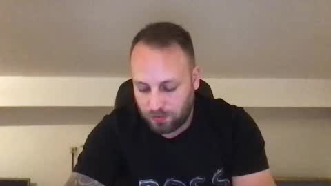 hugo online show from October 19, 2025, 2:23 am