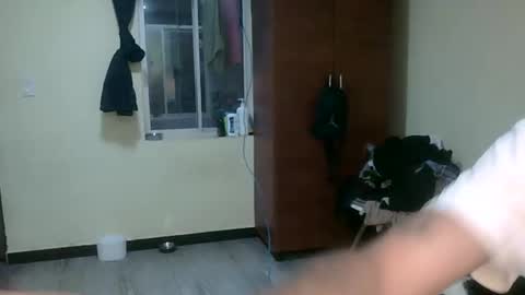 Snapshot of koiseraphin chatting on February 15, 2026, 6:48 pm Jacob and Victoria online show from February 15, 2026, 6:48 pm