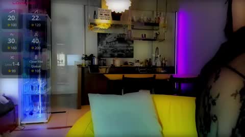 Lisa      online show from February 3, 2025, 9:07 pm