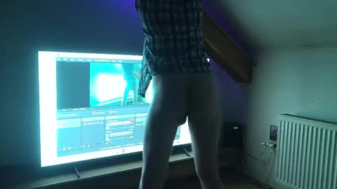 Andy online show from April 18, 2026, 7:29 pm