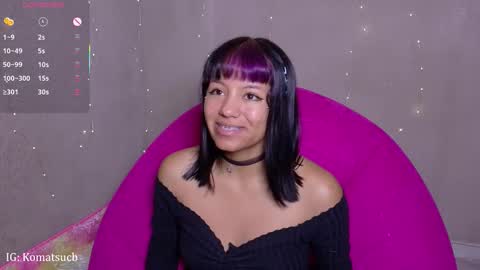 Snapshot of komatsu_ chatting on November 20, 2025, 4:56 am Komatsu Lilith online show from November 20, 2025, 4:56 am