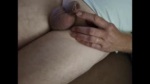 Snapshot of kombadx chatting on October 8, 2025, 6:22 am RENT ME i am your Slave online show from October 8, 2025, 6:22 am