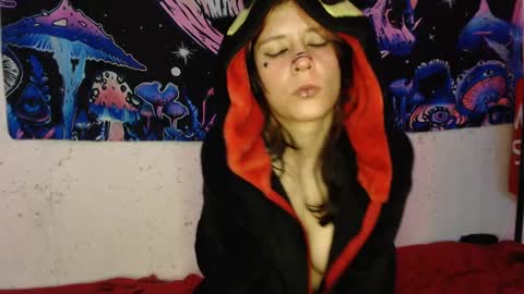 konekokawai online show from February 12, 2025, 7:24 pm