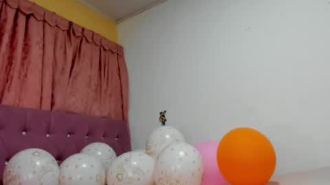 konie Diaz online show from November 15, 2025, 10:15 pm