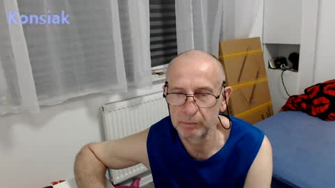Snapshot of konsiak chatting on May 28, 2026, 7:11 pm Komsiak online show from May 28, 2026, 7:11 pm