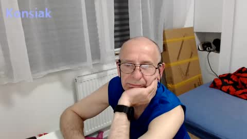 Snapshot of konsiak chatting on May 30, 2026, 6:49 pm Komsiak online show from May 30, 2026, 6:49 pm