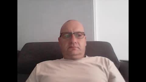 Snapshot of konsty17 chatting on January 29, 2025, 2:30 am konsty17 online show from January 29, 2025, 2:30 am