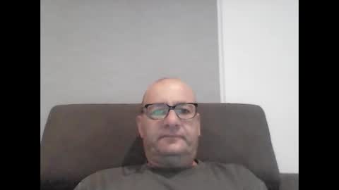 konsty17 online show from February 8, 2026, 10:24 pm