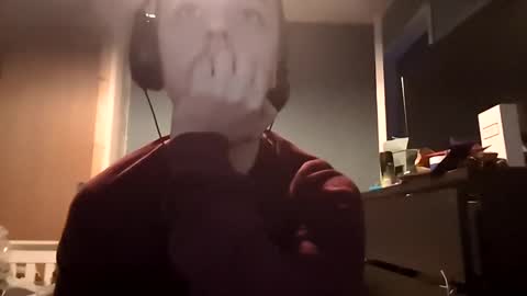 Snapshot of kookieskush chatting on January 6, 2025, 3:08 pm Kookies online show from January 6, 2025, 3:08 pm