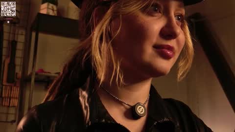 Snapshot of koracrosbie chatting on November 18, 2025, 1:15 pm Kora TG channel online show from November 18, 2025, 1:15 pm