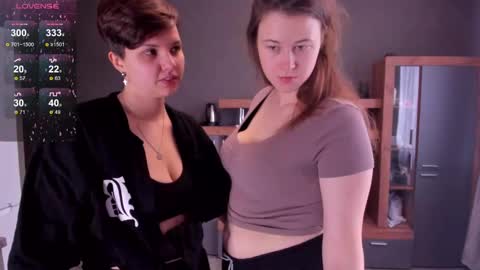 Snapshot of kortney_williams chatting on December 4, 2024, 9:18 am Twiix online show from December 4, 2024, 9:18 am