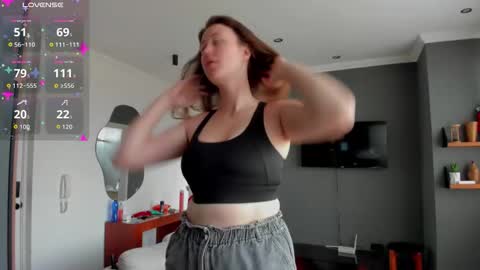 Snapshot of kortney_williams chatting on October 27, 2025, 2:32 pm Twiix online show from October 27, 2025, 2:32 pm