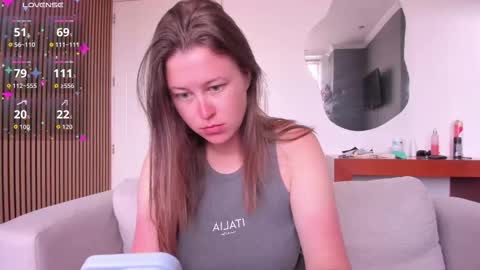 Snapshot of kortney_williams chatting on December 15, 2025, 4:33 pm Twiix online show from December 15, 2025, 4:33 pm