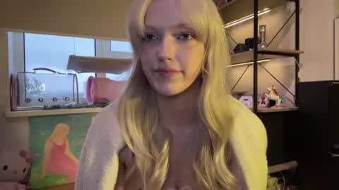 Snapshot of kortneyhiedeman chatting on June 11, 2026, 6:28 pm Ariela online show from June 11, 2026, 6:28 pm