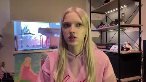 Snapshot of kortneyhiedeman chatting on June 16, 2026, 7:27 pm Ariela online show from June 16, 2026, 7:27 pm