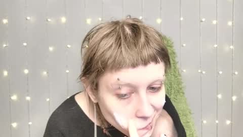 Snapshot of kortny_yo chatting on December 21, 2024, 9:25 pm Kortny online show from December 21, 2024, 9:25 pm