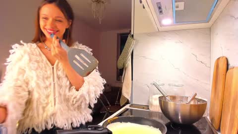 kossie_ online show from February 1, 2025, 3:39 pm