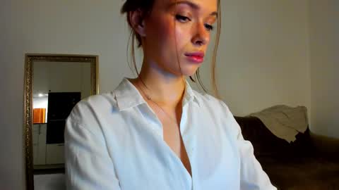 kossie_ online show from November 22, 2025, 6:40 pm