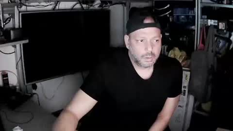 Kosta online show from March 9, 2025, 1:15 pm