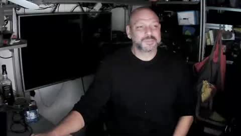 Kosta online show from October 20, 2025, 6:41 pm