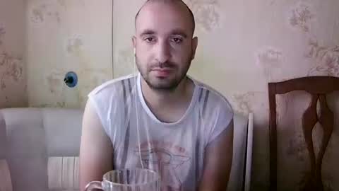 Snapshot of kostua31 chatting on October 5, 2025, 4:44 am kvg-1994 online show from October 5, 2025, 4:44 am