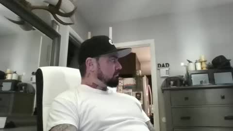 Snapshot of koululier23 chatting on October 14, 2025, 2:34 am koululier23 online show from October 14, 2025, 2:34 am