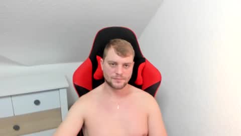 Snapshot of kozik1992 chatting on December 27, 2024, 4:54 pm Bartek online show from December 27, 2024, 4:54 pm