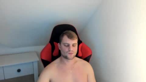 Snapshot of kozik1992 chatting on January 1, 2025, 8:15 pm Bartek online show from January 1, 2025, 8:15 pm