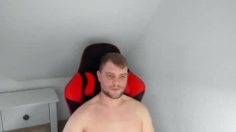 Snapshot of kozik1992 chatting on February 10, 2025, 7:15 am Bartek online show from February 10, 2025, 7:15 am