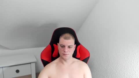 Snapshot of kozik1992 chatting on February 22, 2025, 5:34 am Bartek online show from February 22, 2025, 5:34 am