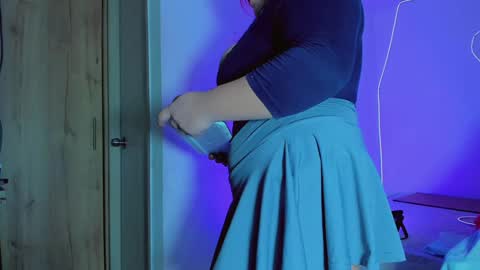 Khloe online show from February 3, 2025, 6:45 am