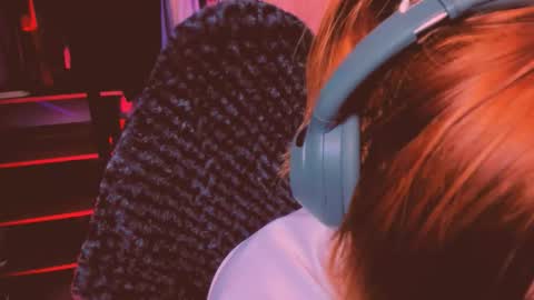 Khloe online show from March 17, 2026, 1:10 am