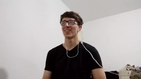 Snapshot of kpo10 chatting on December 24, 2024, 8:33 am Facu online show from December 24, 2024, 8:33 am