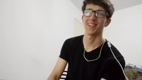 Snapshot of kpo10 chatting on January 4, 2025, 11:59 pm Facu online show from January 4, 2025, 11:59 pm