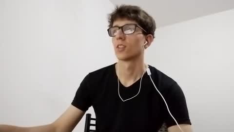 Snapshot of kpo10 chatting on January 6, 2025, 9:11 pm Facu online show from January 6, 2025, 9:11 pm