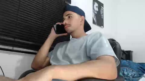 Snapshot of kratoswolf chatting on December 14, 2025, 7:58 am kratoswolf online show from December 14, 2025, 7:58 am