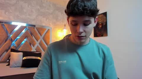 Kraven online show from April 11, 2026, 3:33 am