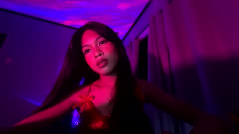 krimpie_xx online show from March 2, 2026, 4:47 pm