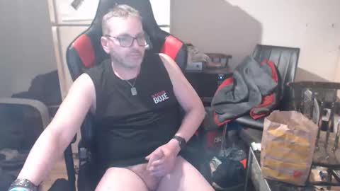 krimson999 online show from February 26, 2026, 2:21 am