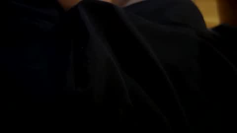 Snapshot of kris_308 chatting on November 8, 2025, 9:57 pm Kris online show from November 8, 2025, 9:57 pm