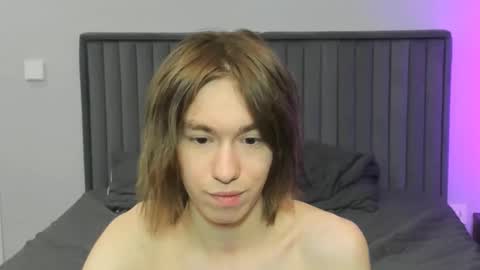 krisfemboy online show from February 1, 2026, 7:18 am