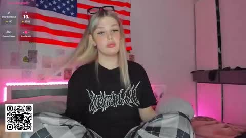 Kristina3 online show from December 3, 2025, 12:47 pm