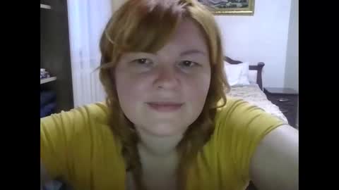 KrisryxONiks online show from May 25, 2026, 5:19 pm