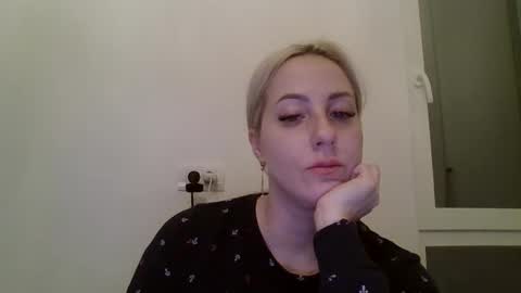 Snapshot of kriss_grace chatting on January 11, 2026, 5:51 pm Grace online show from January 11, 2026, 5:51 pm